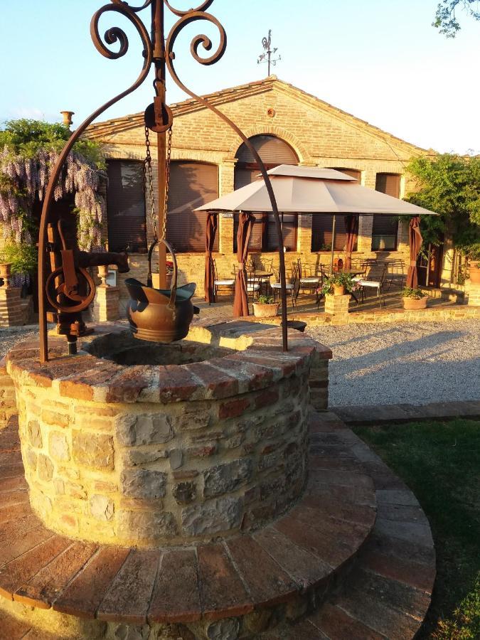 Гостевой дом Relais Castelluccio Palusse Читта-делла-Пьеве Экстерьер фото