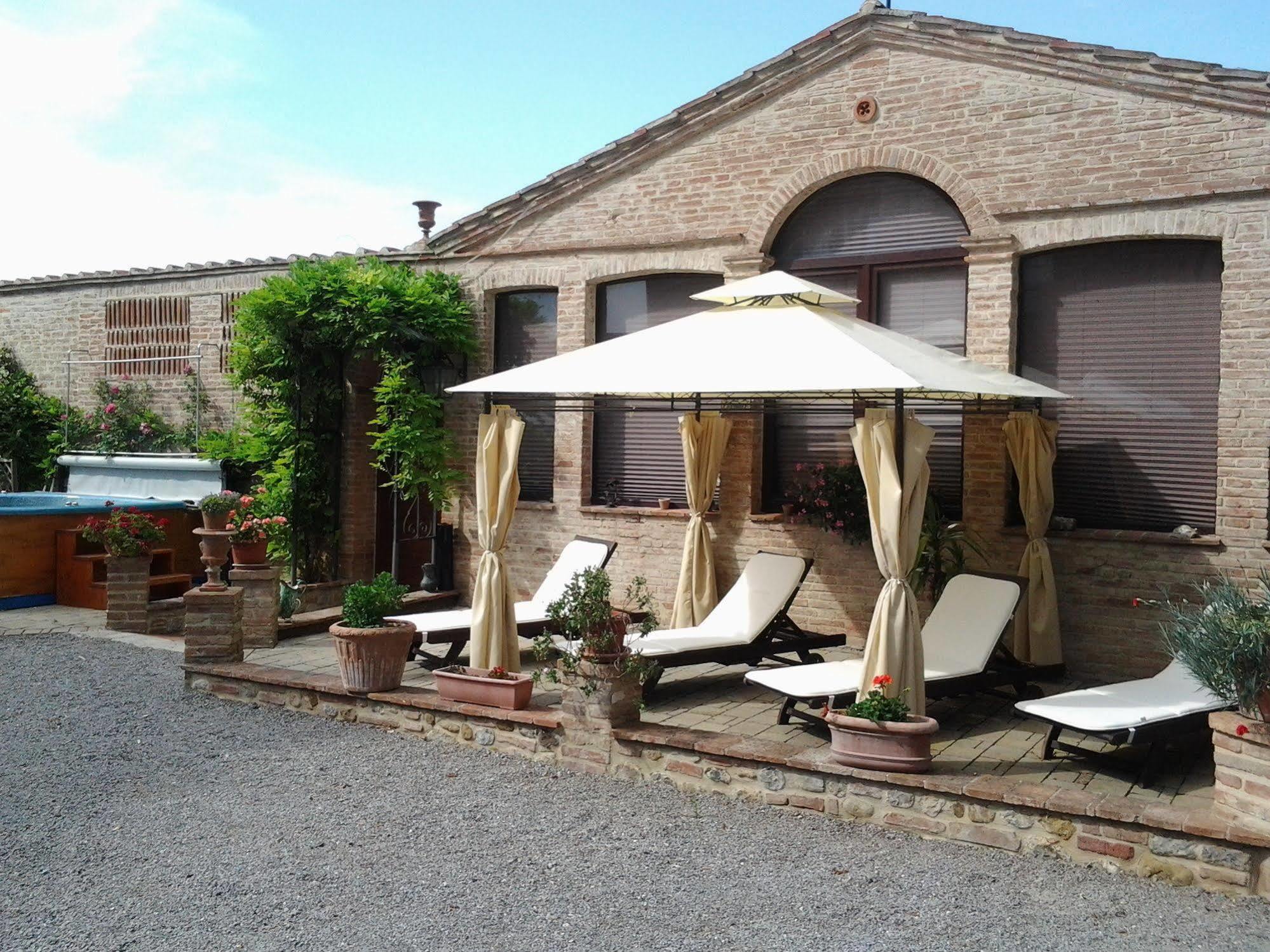 Гостевой дом Relais Castelluccio Palusse Читта-делла-Пьеве Экстерьер фото